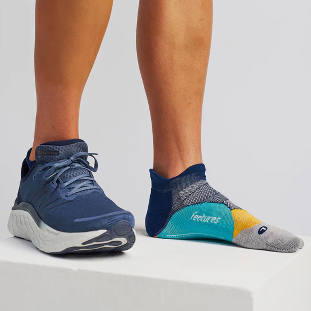 Elite Light Cushion No Show Tab Socks SOCKS FEETURES