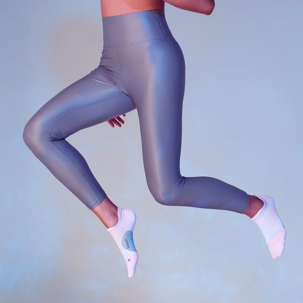 Elite Light Cushion No Show Tab Socks Socks FEETURES