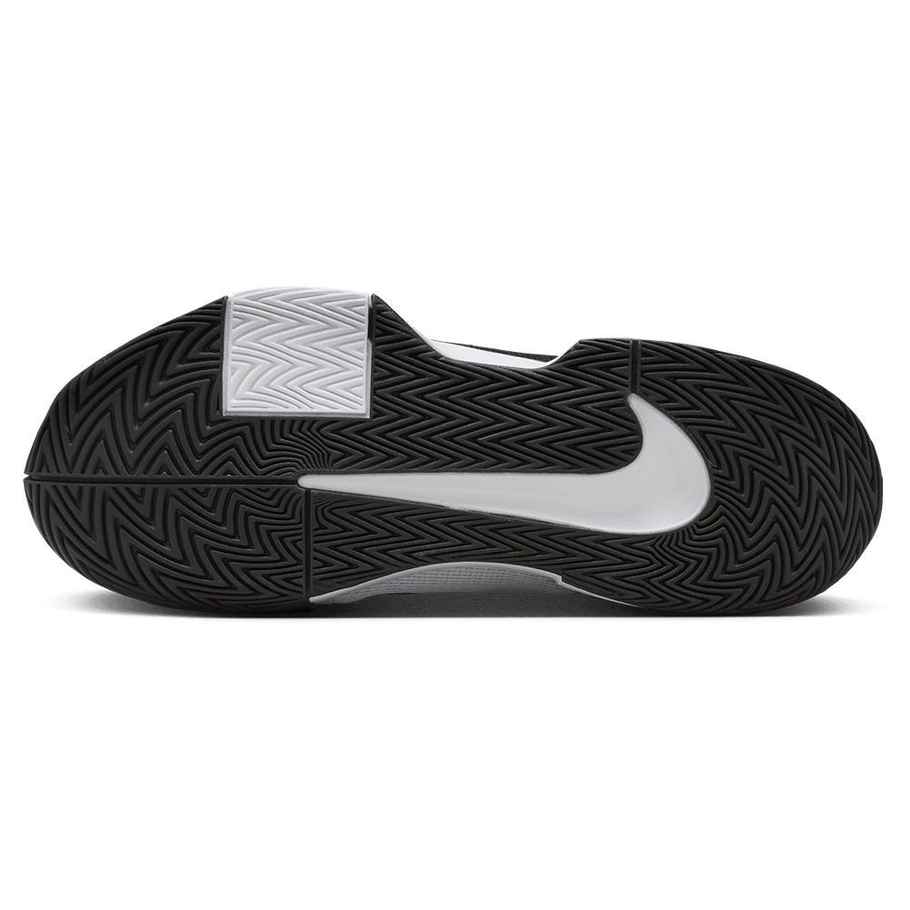 Men's GP Challenge Pro Tennis Shoes White and Black Top Tennis Shoes NIKE
