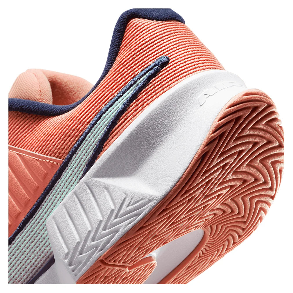 Men`s GP Challenge Pro Tennis Shoes Apricot Agate and Glacier NIKE