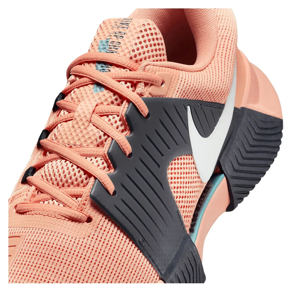 Men`s Zoom GP Challenge 1 Tennis Shoes Apricot Agate and White NIKE