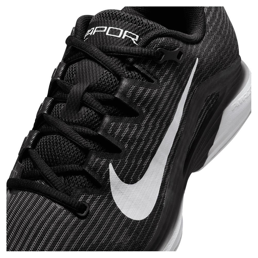 Women`s Zoom Vapor 12 Tennis Shoes Black and White NIKE