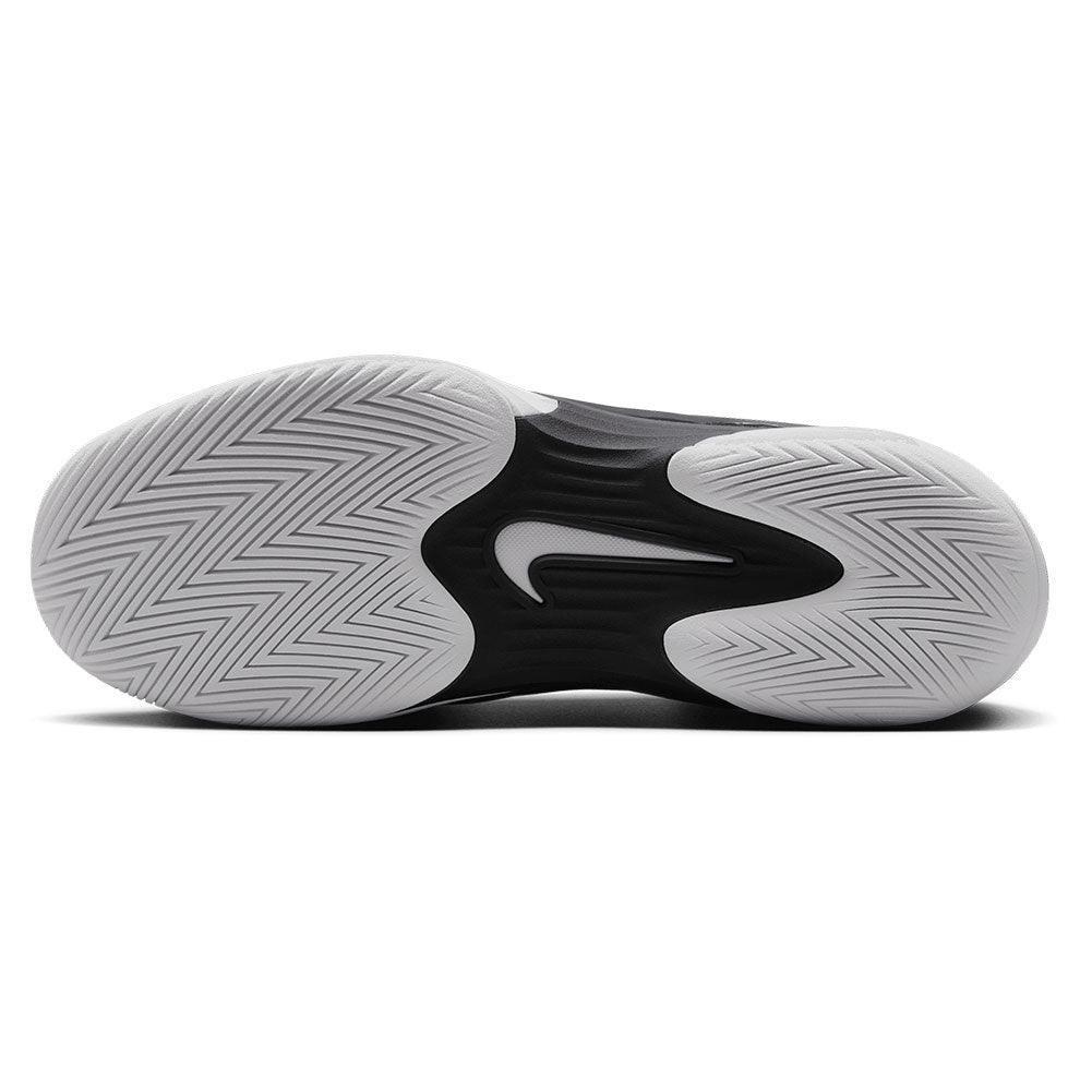 Women`s Zoom Vapor 12 Tennis Shoes Black and White NIKE