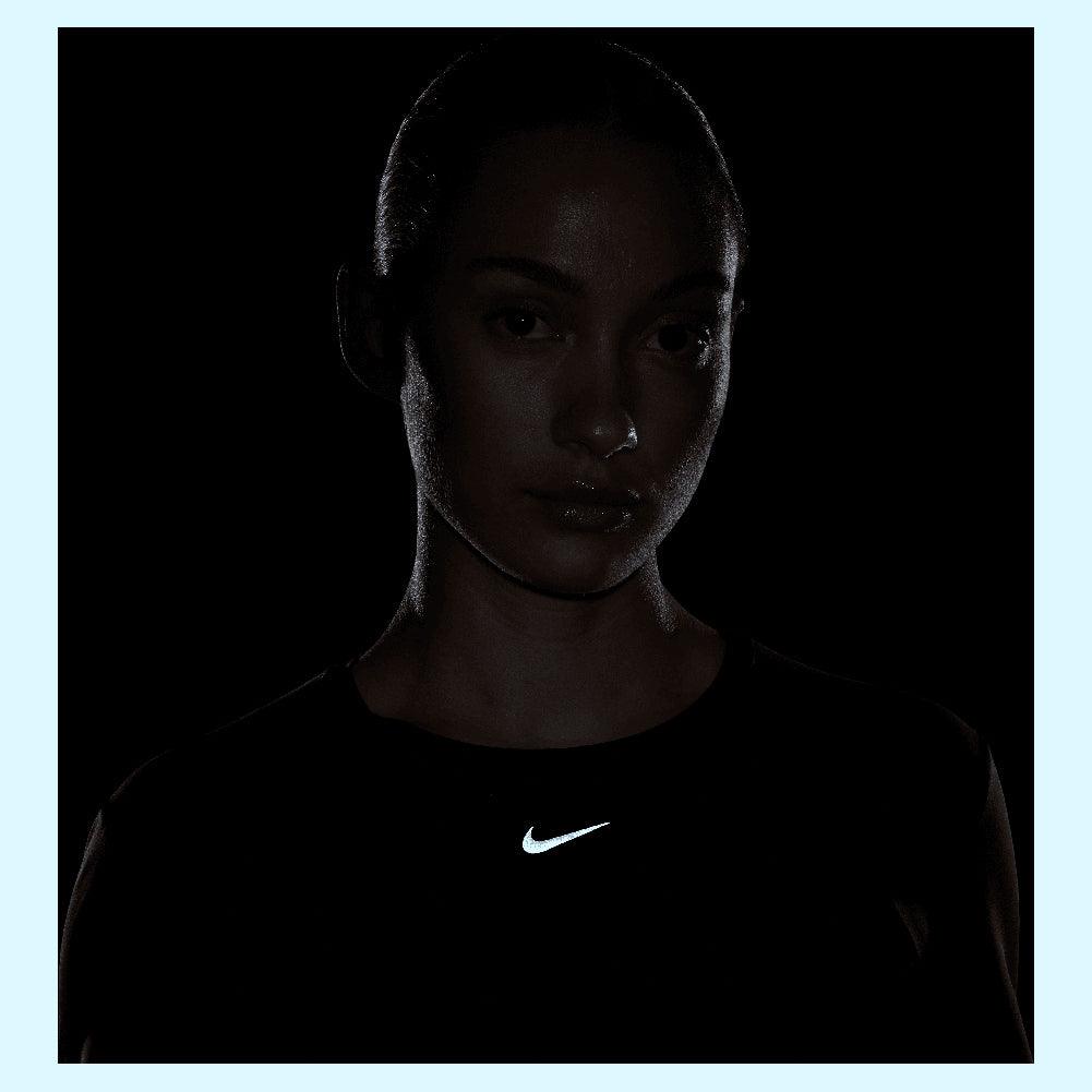 Women's One Classic Twist Short Sleeve Top NIKE