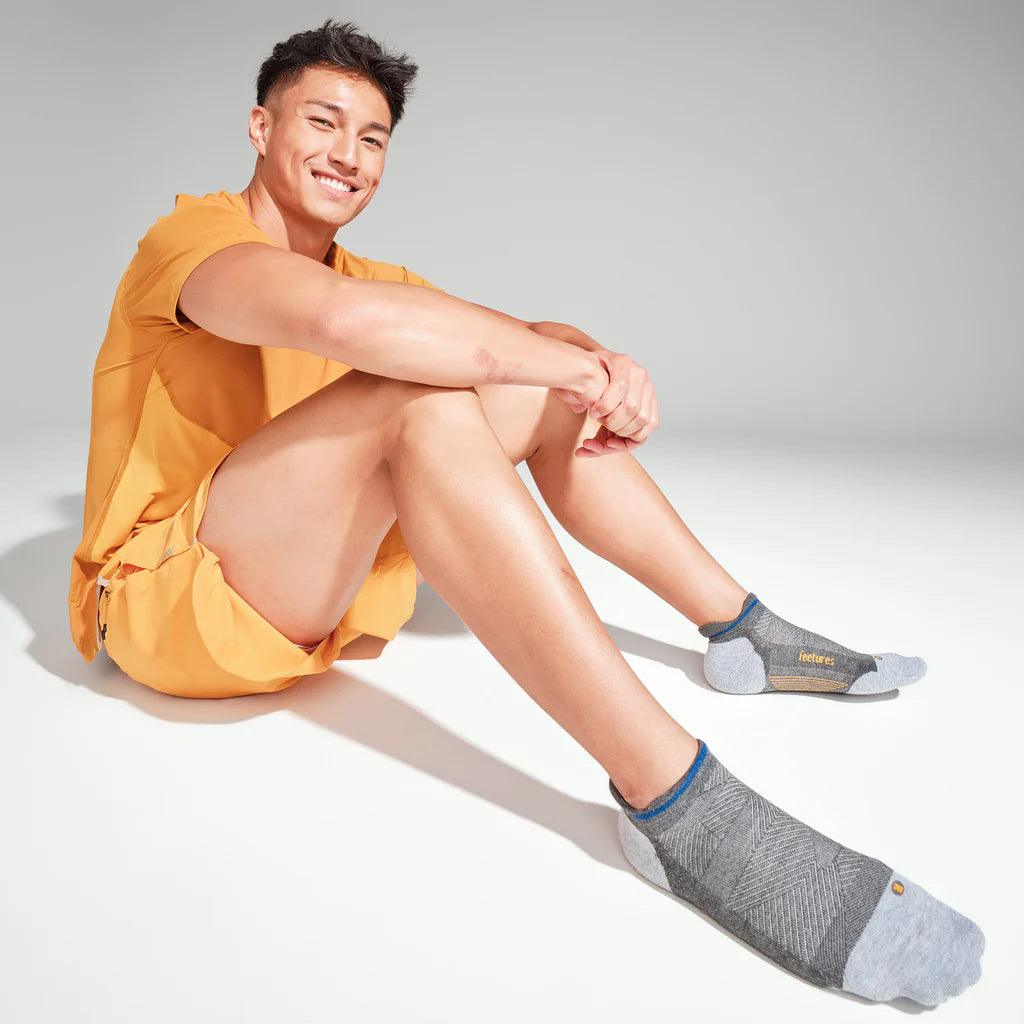 Elite Max Cushion No Show Tab Socks FEETURES