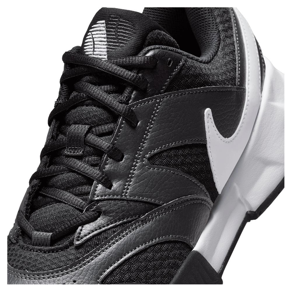 Juniors' Court Lite 4 Tennis Shoes Black and White Top Tennis Shoes NIKE 4Y