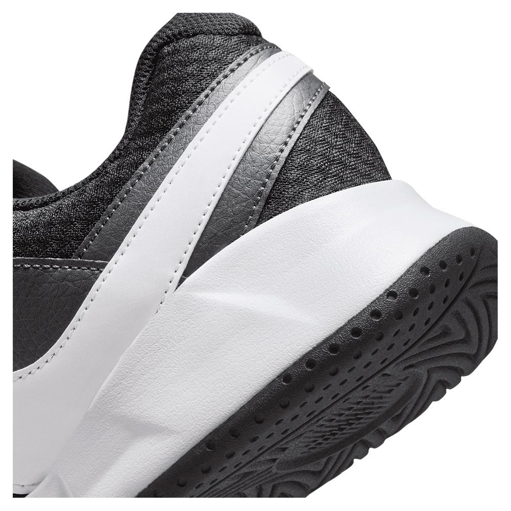 Juniors' Court Lite 4 Tennis Shoes Black and White Top Tennis Shoes NIKE