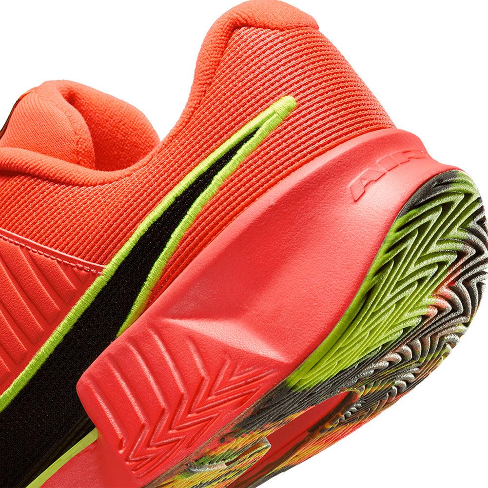 Men`s GP Pickleball Pro Shoes Hyper Orange and Volt NIKE