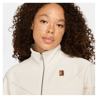 Women`s Court Dri-FIT Heritage Windrunner Poly Knit Jacket Pale Ivory NIKE