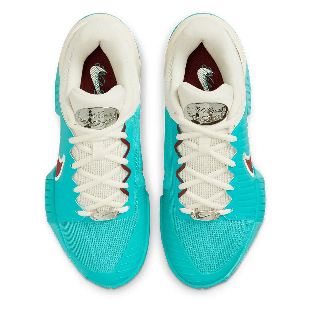 Women`s GP Challenge Pro Tennis Shoes Dusty Cactus and Dark Team Red NIKE
