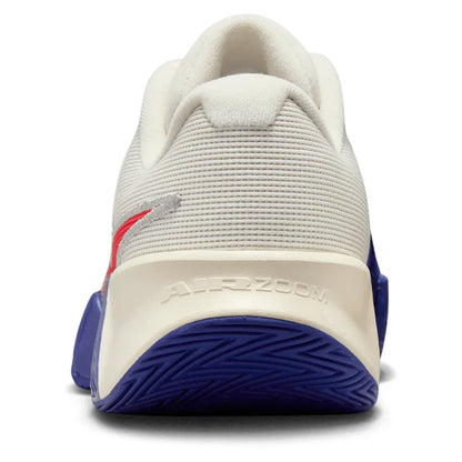 Men`s GP Challenge Pro Tennis Shoes Deep Night and Light Crimson NIKE