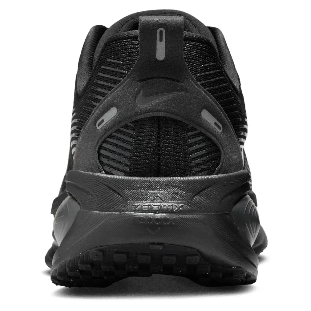 Men`s Vomero 18 Running Shoes Black NIKE