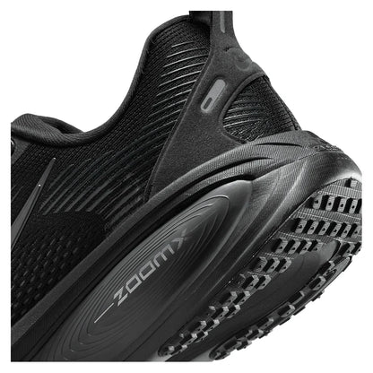Men`s Vomero 18 Running Shoes Black NIKE