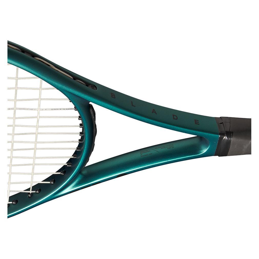 Blade 26 v9.0 Tennis Racquet Racquets WILSON