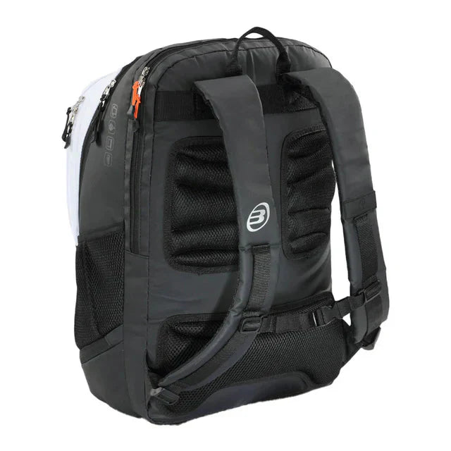 BULLPADEL BPM HACK Blacno och Black 2025 PAQUITO NAVARRO Backpack Padel Bag Bullpadel