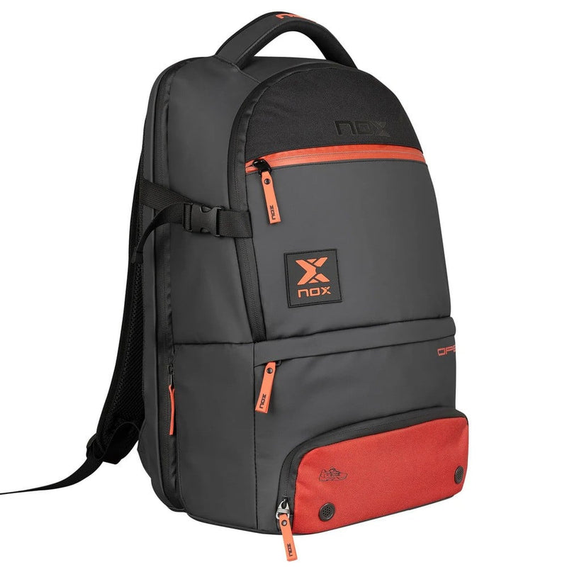 Cargue la imagen en el visor de la galería, NOX LUXURY Open Series Black/ Red 2024 Padel Backpack
