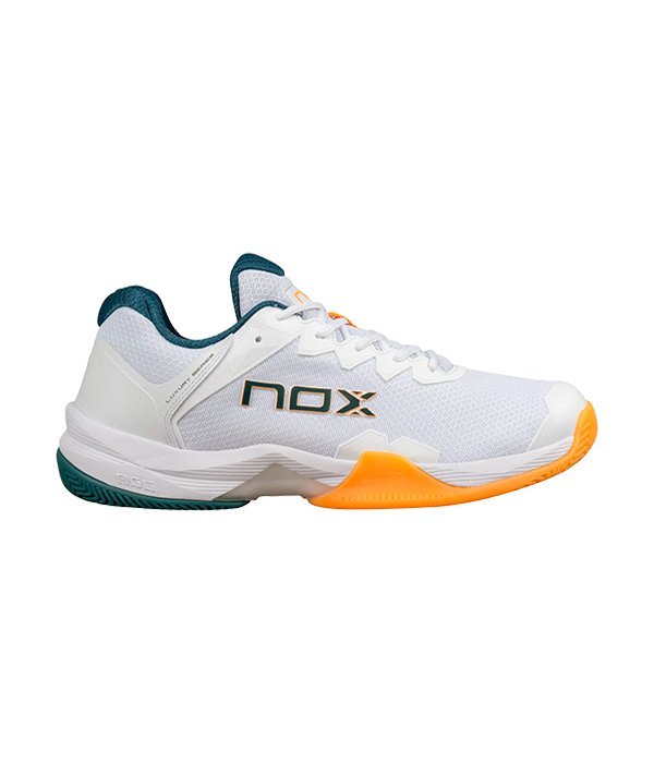 Cargue la imagen en el visor de la galería, Nox ML10 HEXA White/Apricot 2024 Padel Shoes
