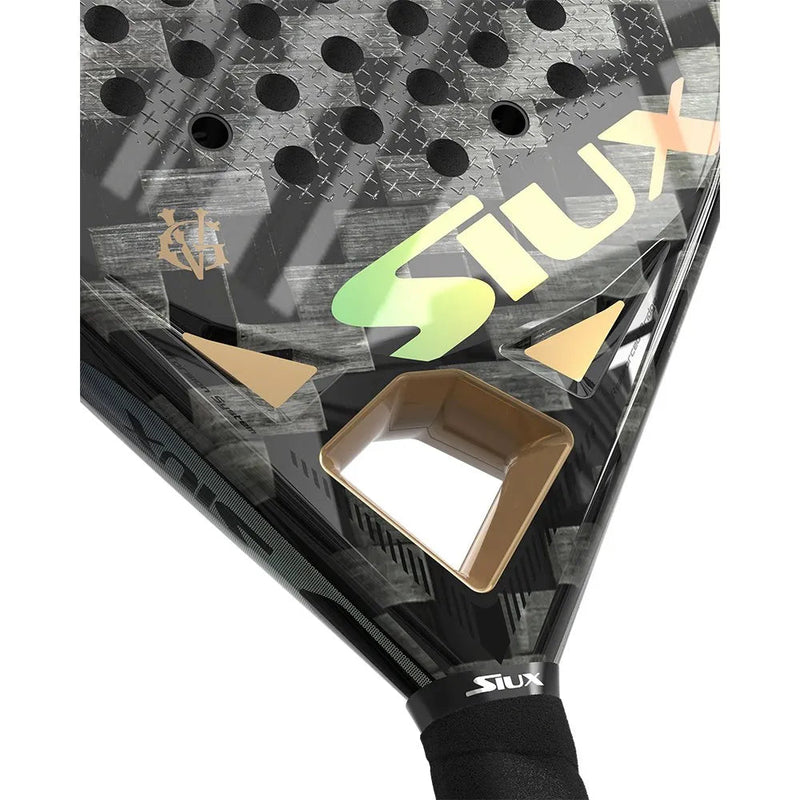 Load image into Gallery viewer, Siux Pegasus GV Edition 2023 Padel Racket
